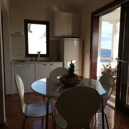 Zen Apartment